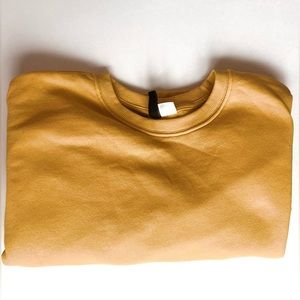 Cropped Crewneck
